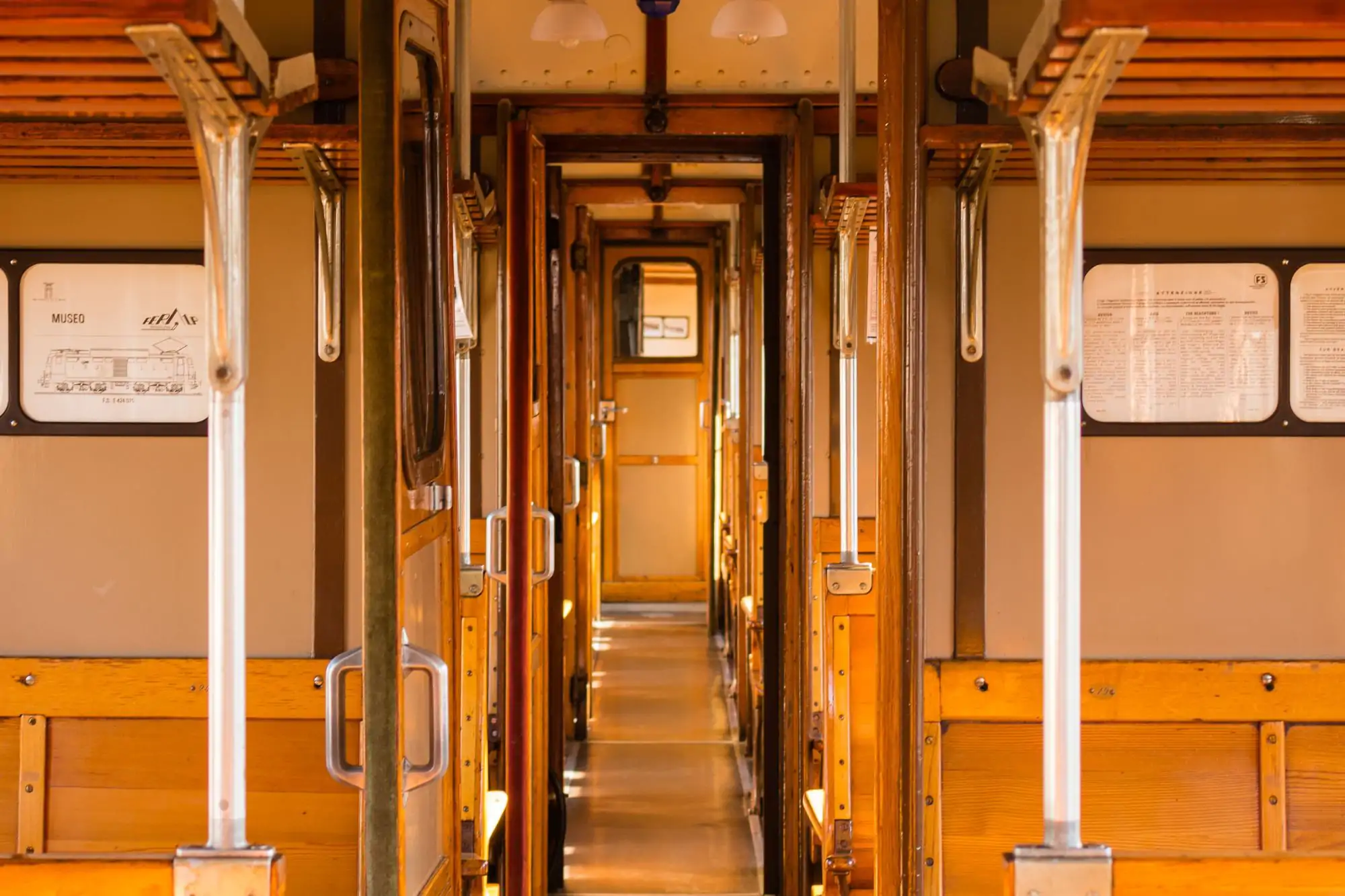 treni storici fvg interno carrozza centoporte 1