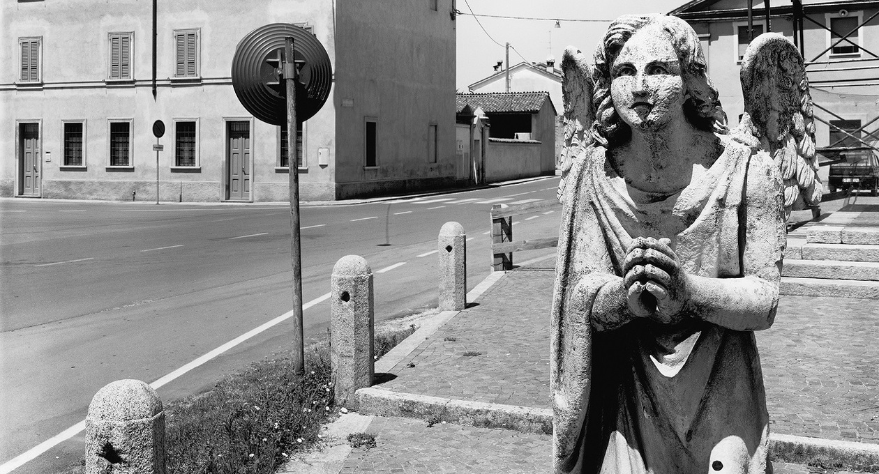 Angelo del marciapiede, Emilia.'98_George Tatge