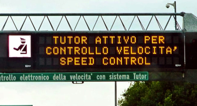 Tutor_cartello_autostrada