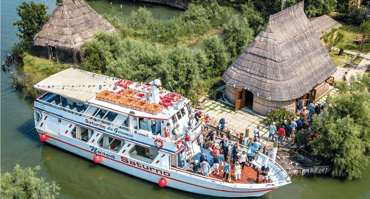 GIF Saturno primavera 2022