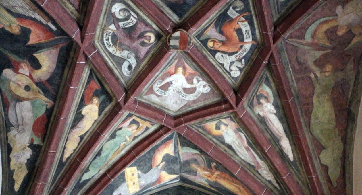 Duomo di Gorizia, interno, Cappella di Sant'Acazio, con volte tardogotiche e afferschi coevi, 1490 ca